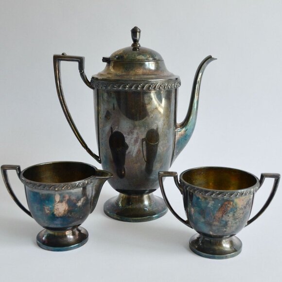 WM Rogers Avon 3630 3631 3632 Teapot Creamer Sugar Silverplate Berwick Trophy Ha - Picture 1 of 8